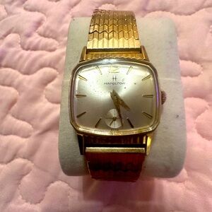 Hamilton 686 Wristwatch Overhaul make 1960